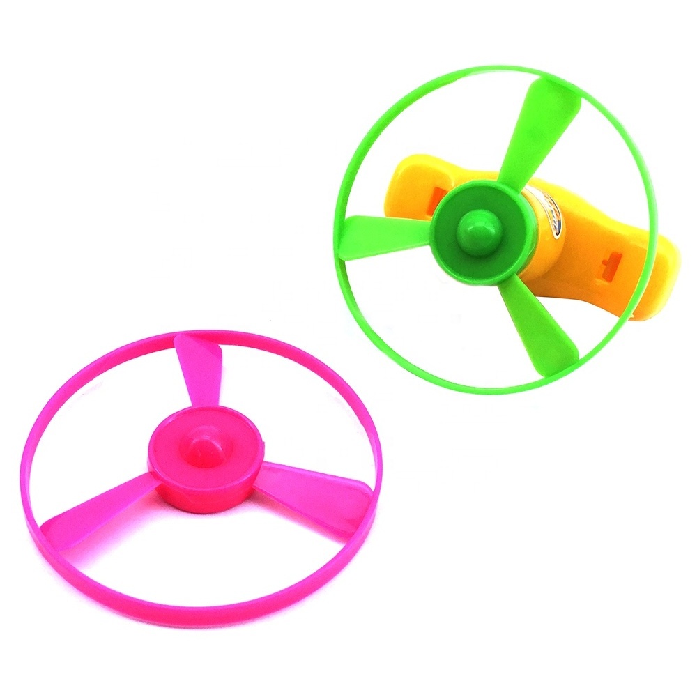 Children game cheap eduction plastic saucer toys spinning top