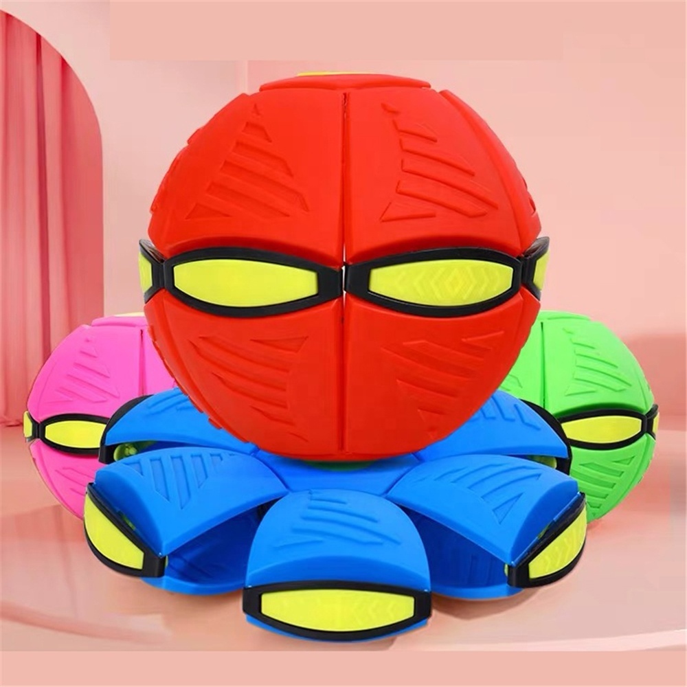 2022 promotional plastic sport game toys saucer disc flying ufo magic ball for children