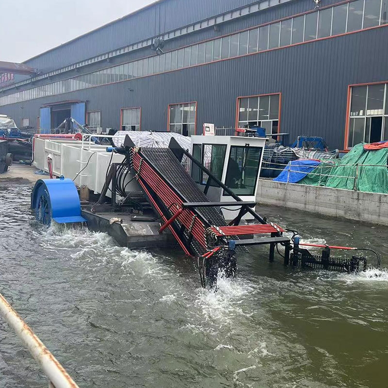 River And Lake Cleaning Boat Water Hyacinth Harvester Machine For Sale