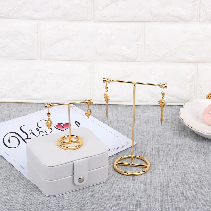 Custom Logo Earring Display Stand Metal Stud Rack Creative Vintage Earring Stand European Earrings Display Jewelry Hanger