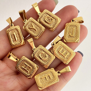 Wholesale Alphabet Letter Rectangle Pendant 18k Gold Plated Charm Waterproof Stainless Steel Personalized Initial Letter Pendant