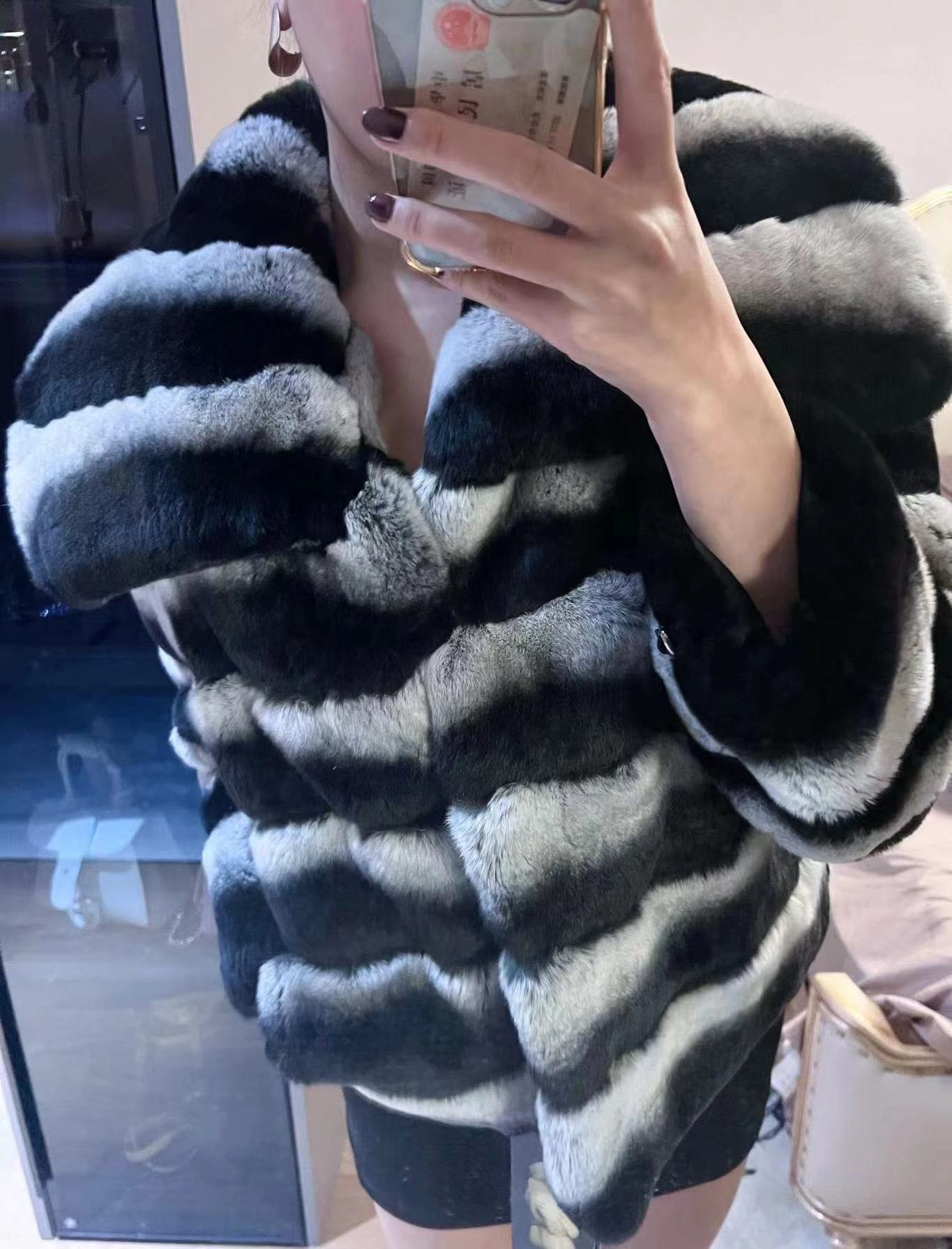 MWFur Winter Women Short Fur Jacket with Collar Luxury Chinchilla Design Rex Rabbit Fur Coat for Lady