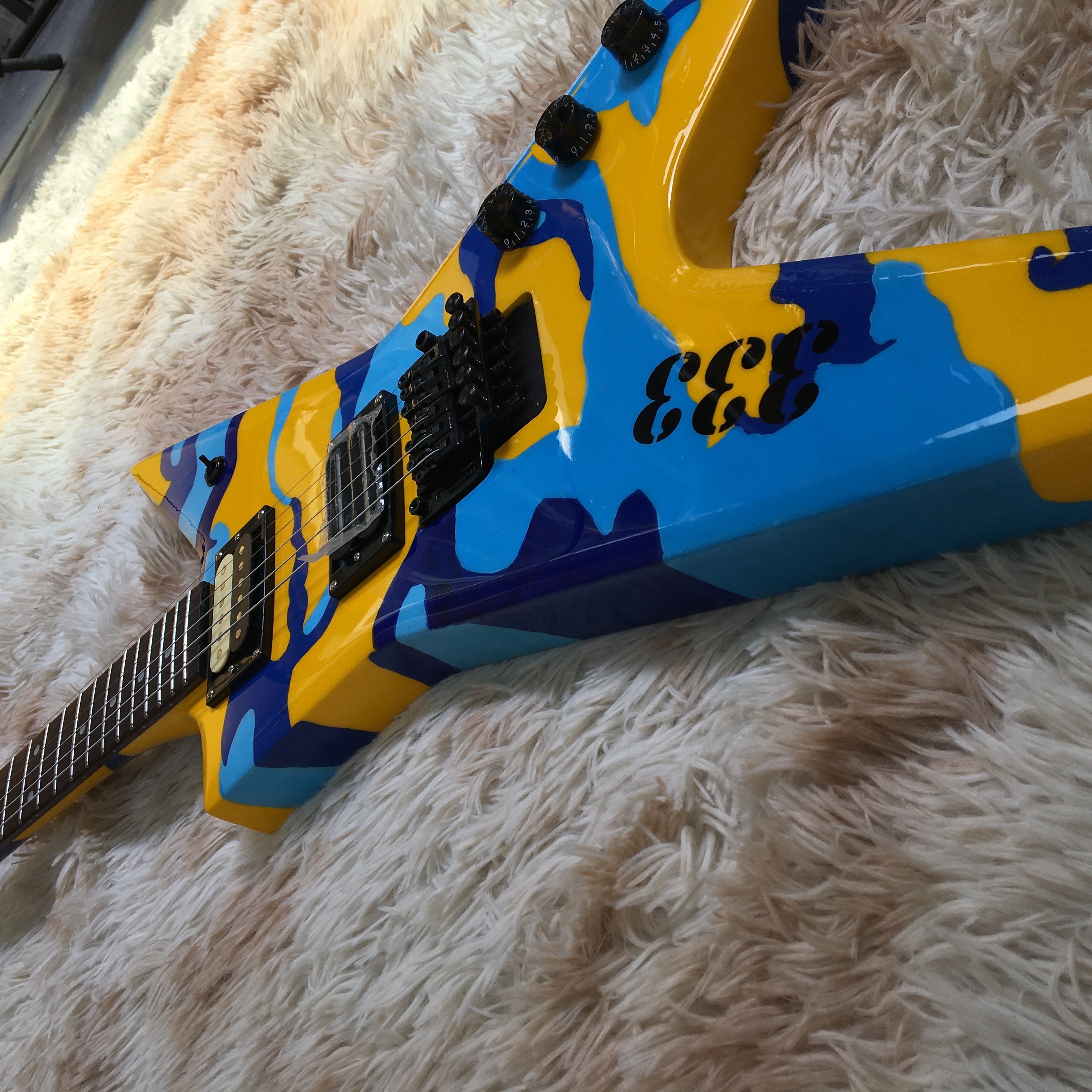 New Arrival Rare Wash-bu.n Colorful Dimebag Style Headstock Dean Electric Guitar