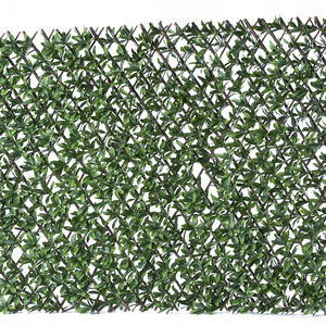 Artificial garden fence expandable with Willow Trellis for hotel