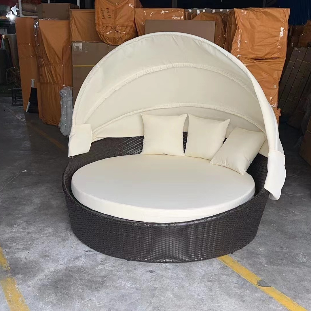 Modern Outdoor Large Round Bed Courtyard Leisure Rattan Sofa Bed Beach Hotel Bed Balcony Lazy Lounge Chair Furniture