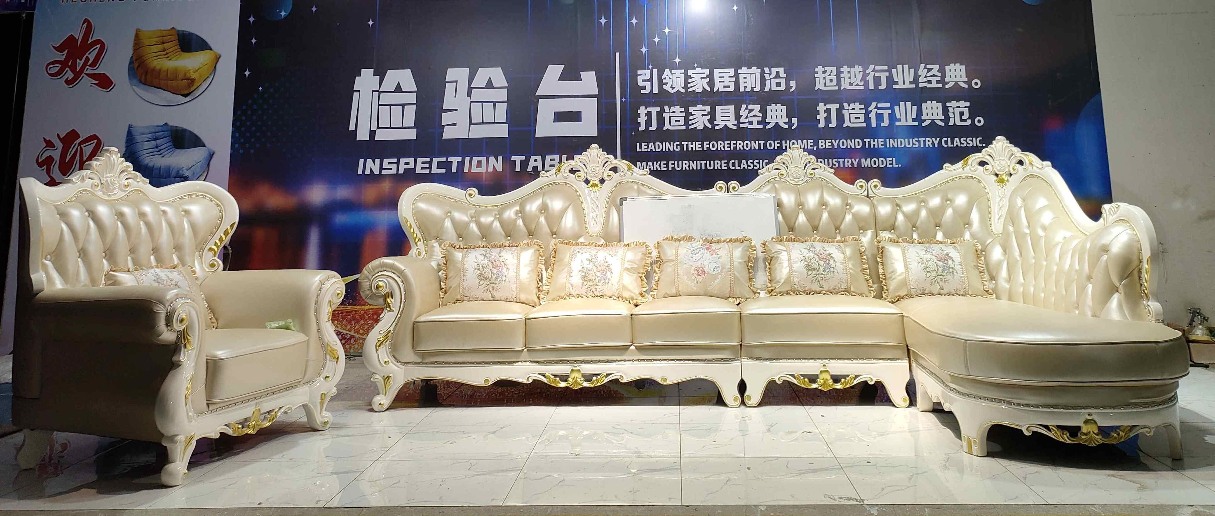 Luxury European Solid Wood Gold Wedding Royal Sofa Couch Pure Leather Loveseat Combination Living Room Corner L-shaped Sofa