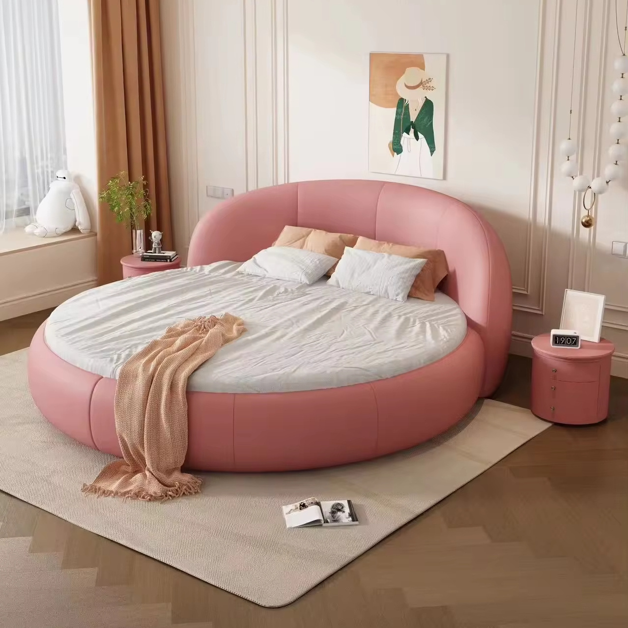 Luxury Modern Style Round Shaped White Contact Surface Genuine Leather Upholstered Bed Round Hotel Bed