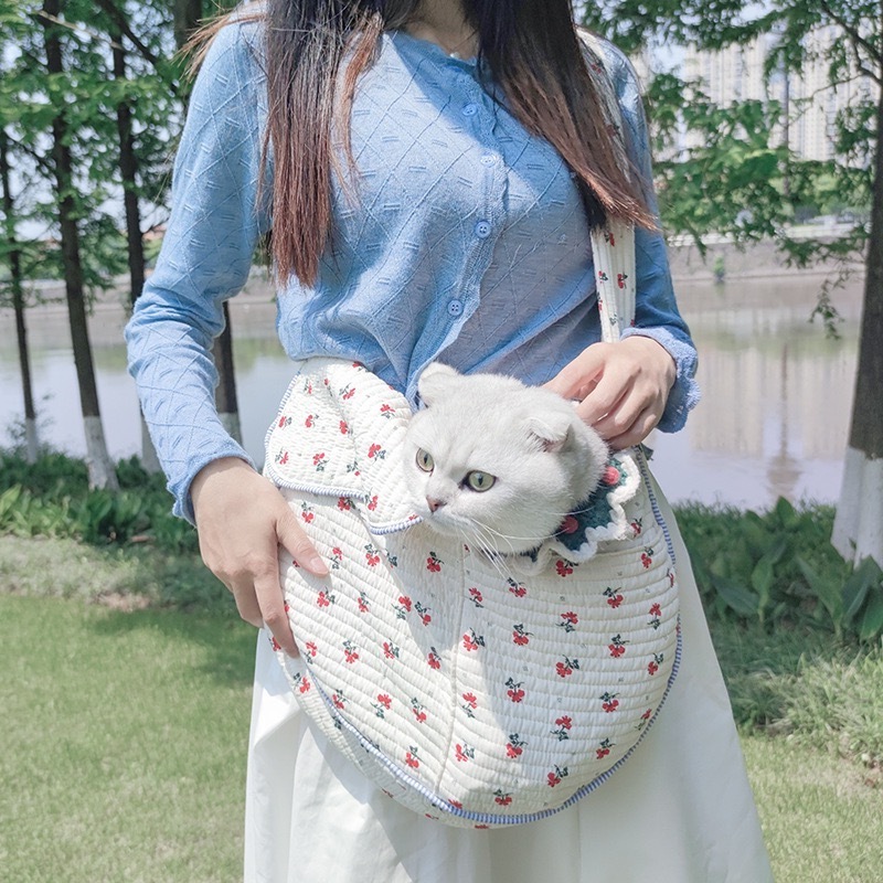 Wholesale Pet Dog Sling Carrier Adjustable Dog Satchel Carrier Bag Travel Safe Sling Bag Carrier for Dogs Cats