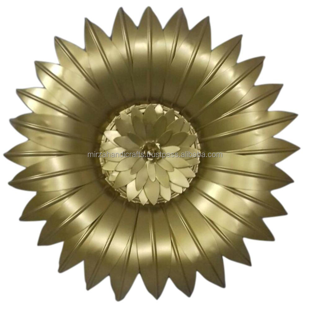 METAL STARBURST GOLDEN FINISHED HOME DECOR ART