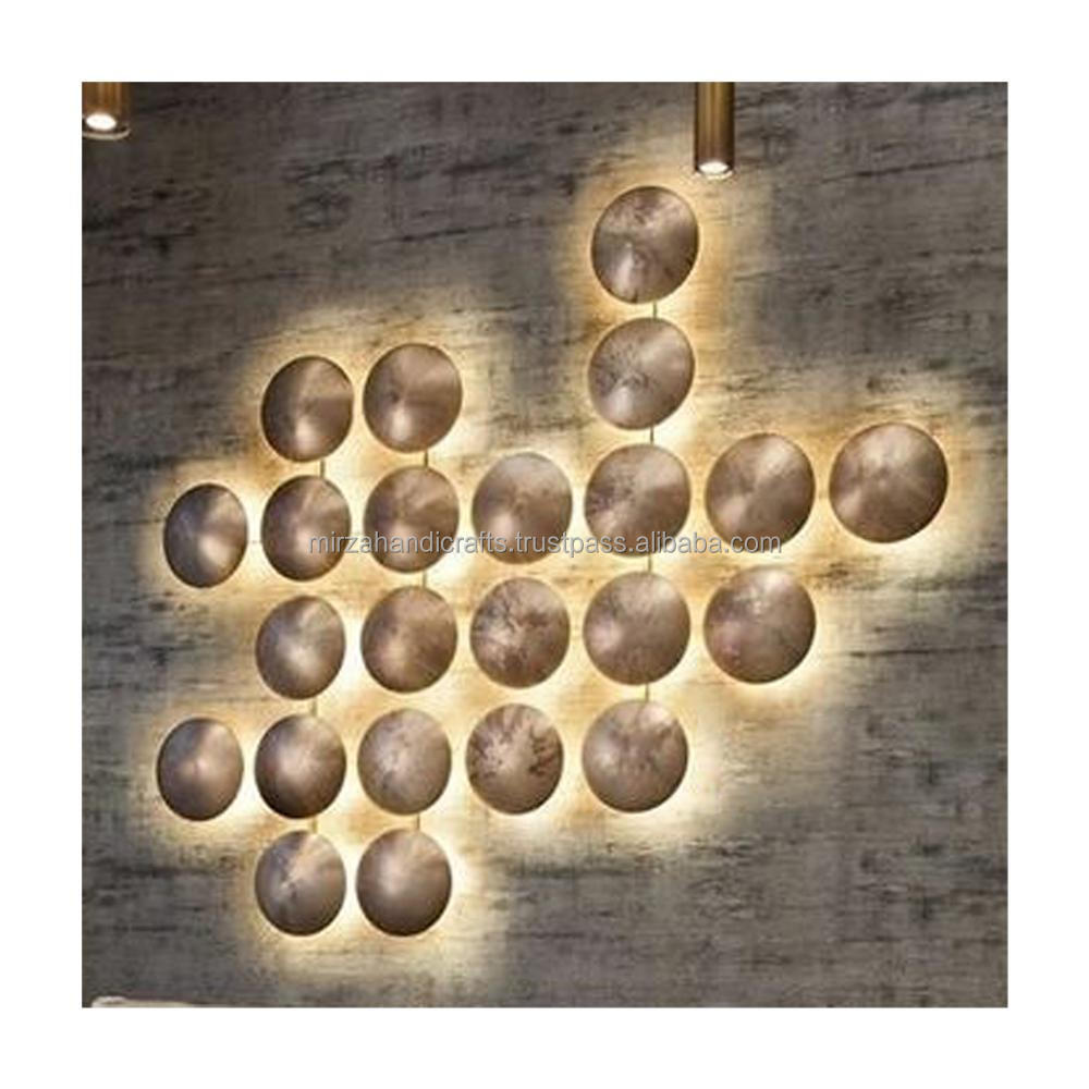 STYLISH GOLDEN ROUND METAL WALL DECOR