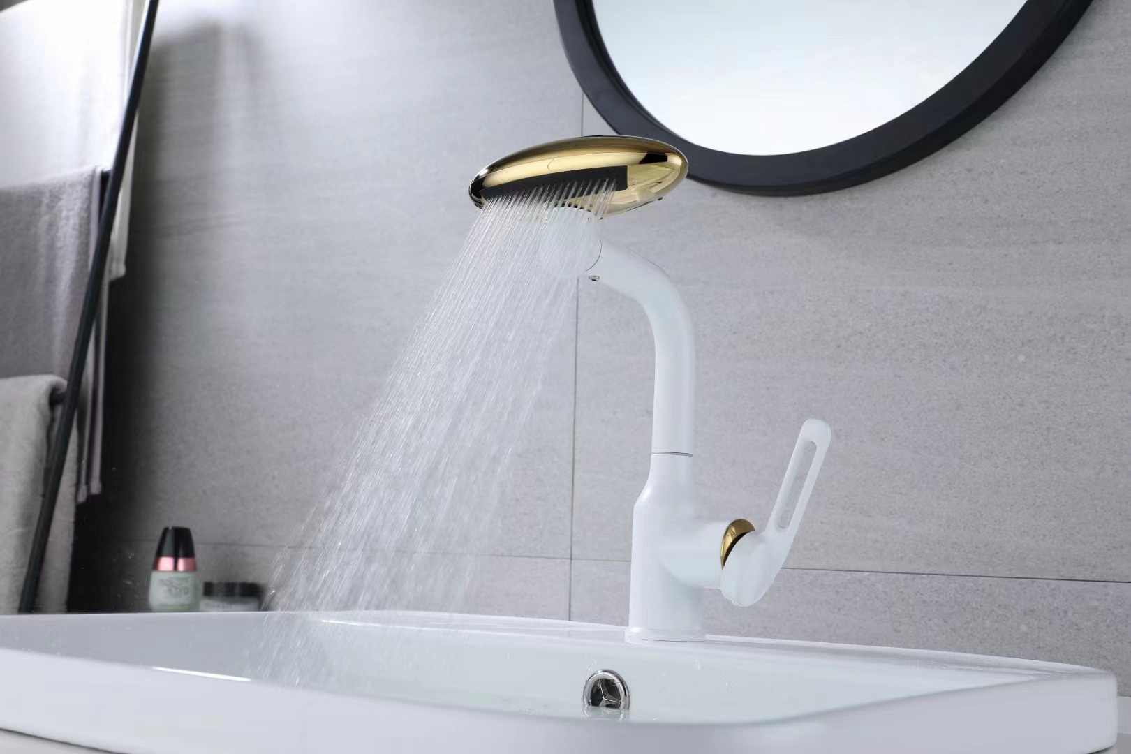 1080 degree rotatable waterfall faucet Stainless steel white gold robotic arm faucet can be extended 3 water faucet