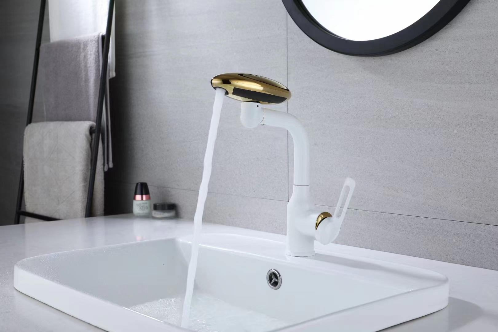 1080 degree rotatable waterfall faucet Stainless steel white gold robotic arm faucet can be extended 3 water faucet