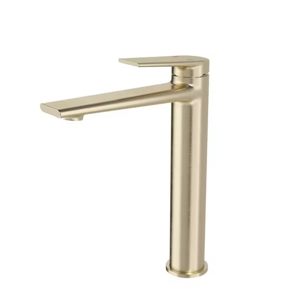 Luxury Single-Handle Brushed Gold Basin Faucet High Deck Mounted Water Faucet Waterfall Effect Deck Mounted Water Faucet Basin