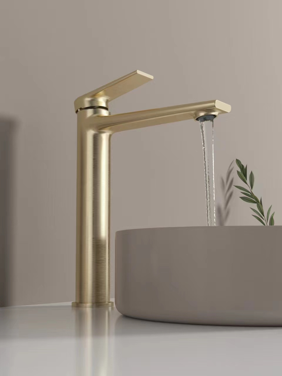 Luxury Single-Handle Brushed Gold Basin Faucet High Deck Mounted Water Faucet Waterfall Effect Deck Mounted Water Faucet Basin