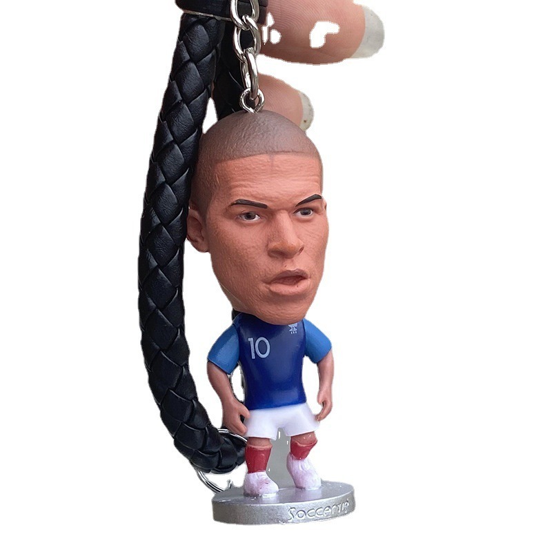 Factory wholesale hot doll keychain Messi C-Ronaldo Kylian Mbappe Kylian Mbappe 3D soccer star keychain