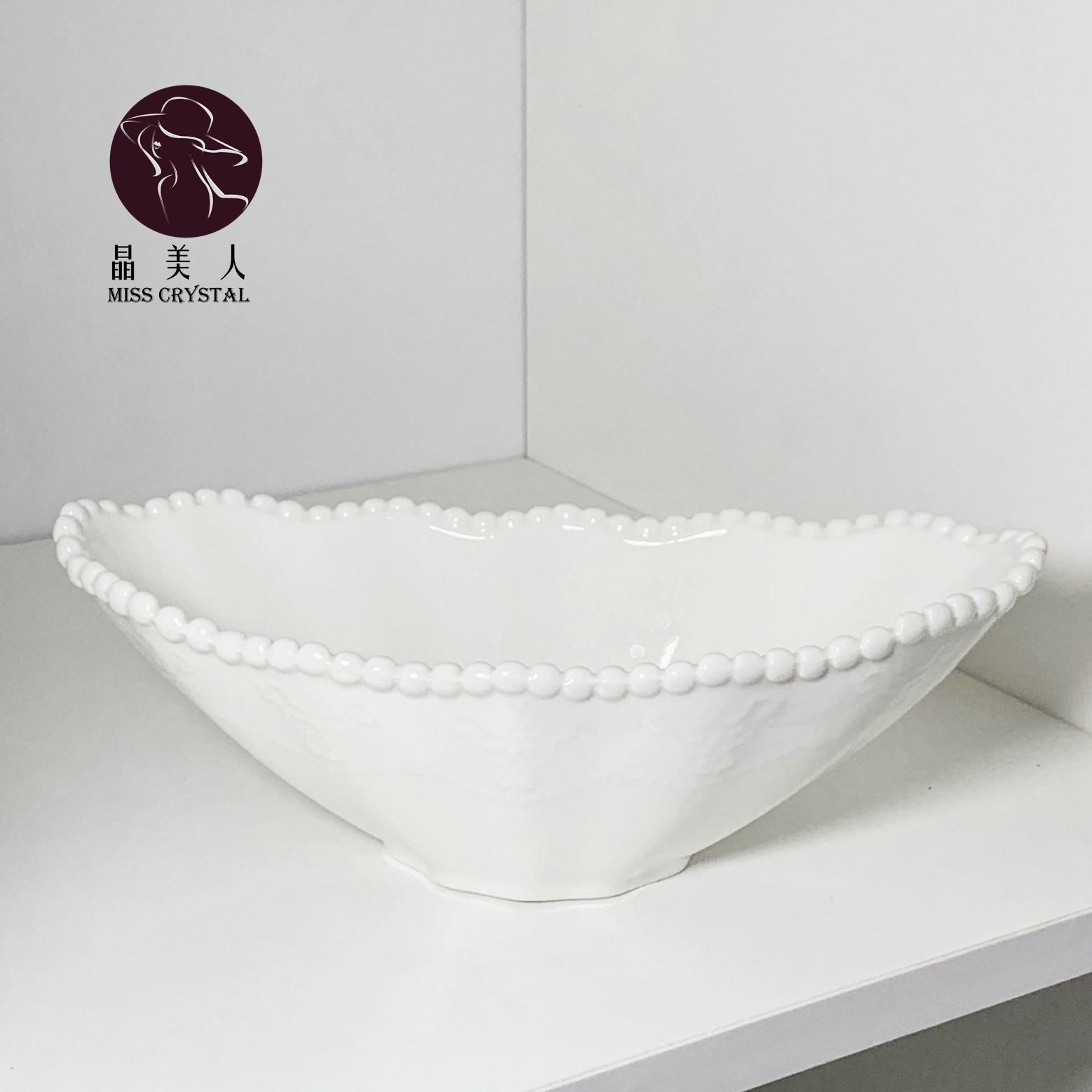 Custom European Porcelain Dinnerware Ceramic Plates and Bowls Set with White Bead Design for Tableware