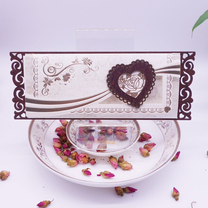 High end Wooden Heart Style Wedding Invitation Cards Creative Greeting Cards European Style Gold Stamp Invitation Cards