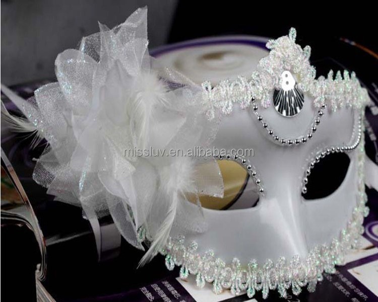 wholesale venetian white masks decorative with feather white masquerade masks