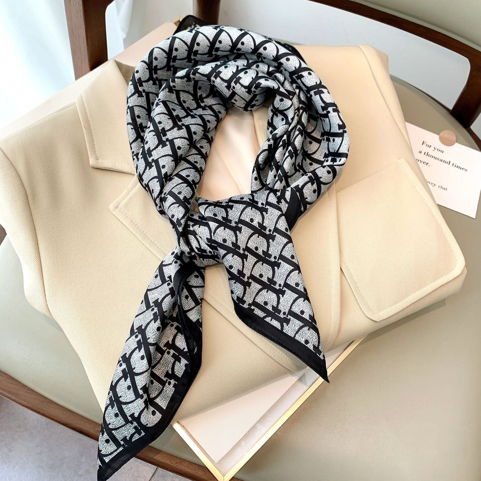 Hot selling new fashion 70x70cm brand silk square scarf hijab women luxury designer print headscarf shawl silk small hair scarf