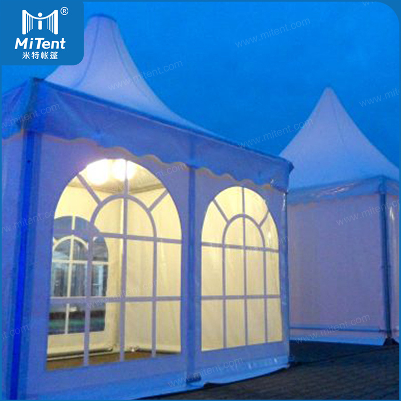 Cheap Strong 4x4m Festival Safari Tent Pagoda Party Tent with Clear Church Windows