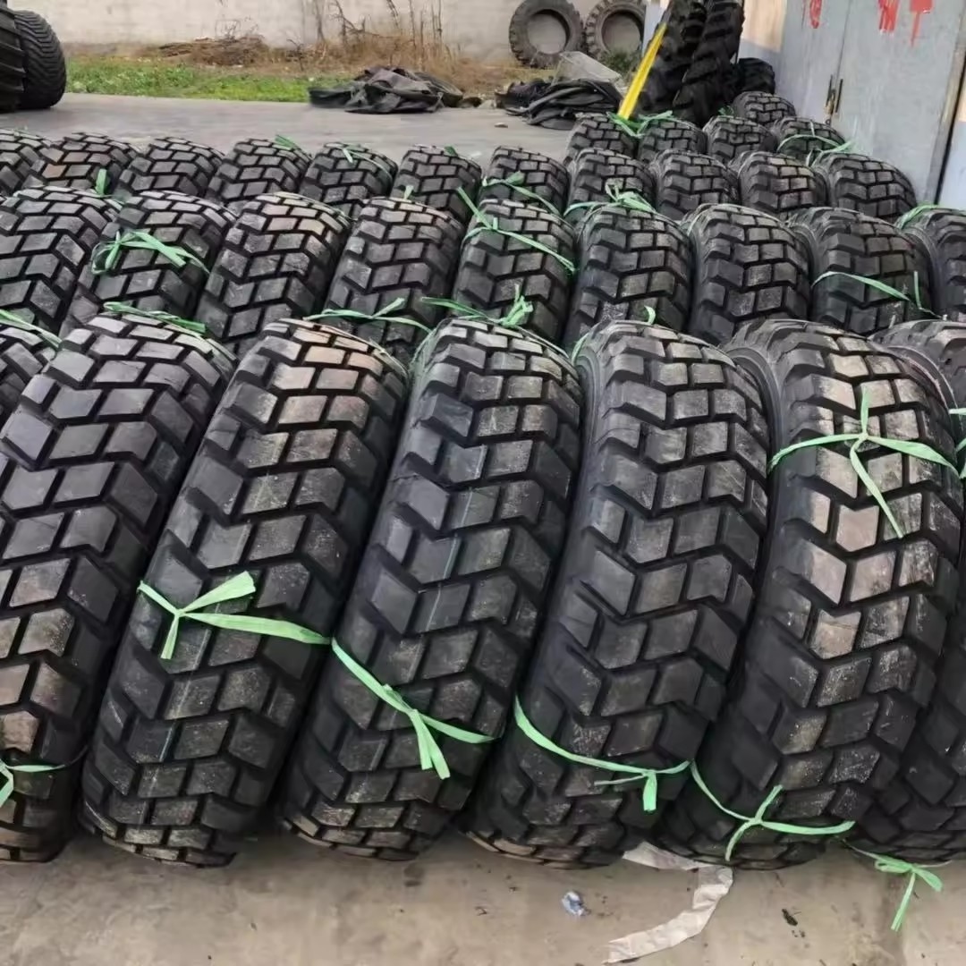 12.5R20 China MPT Truck Tires General Off road Equipment Swamp March Sand Performance Use 12.5/20 Tyres