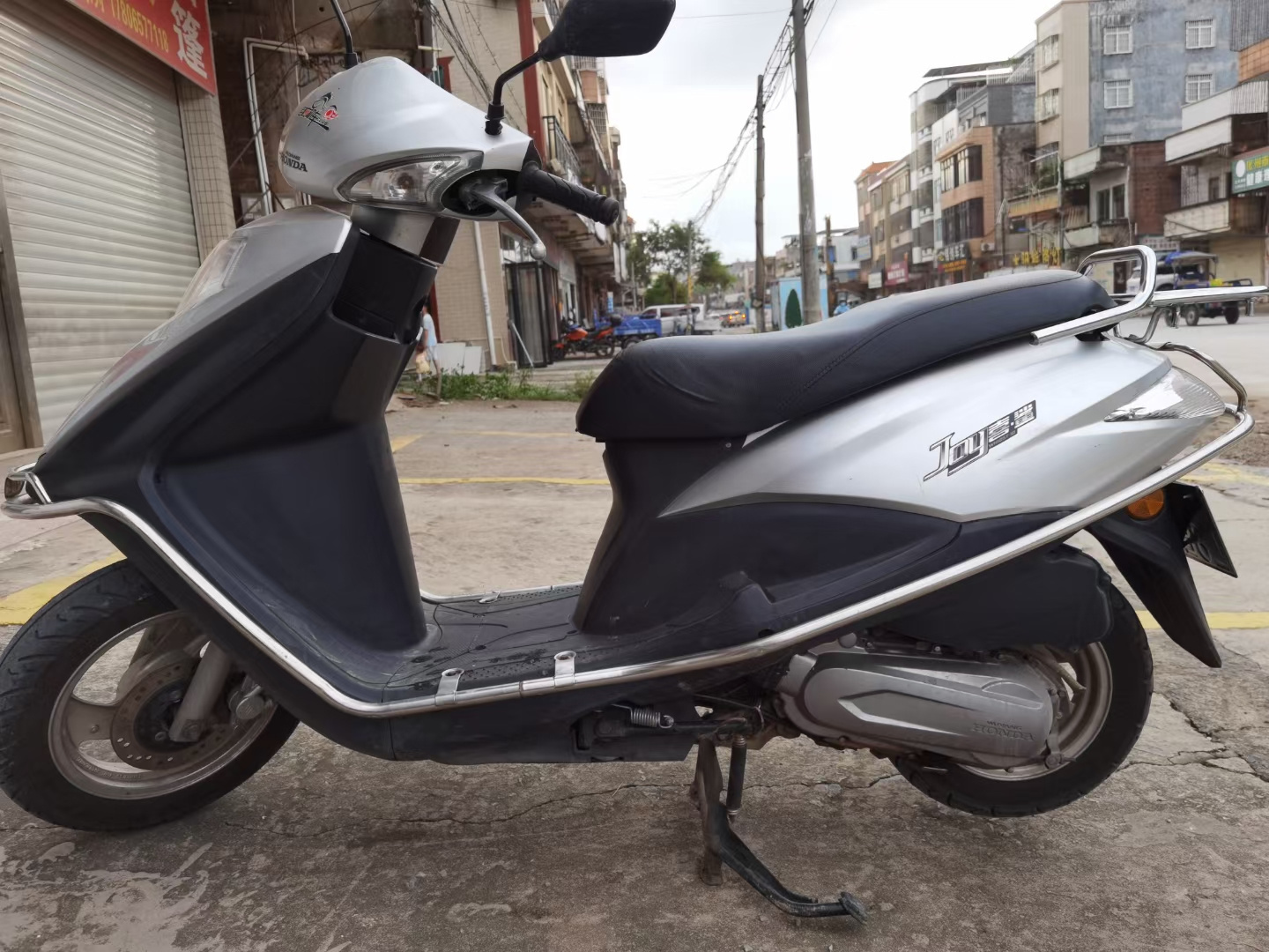 High Quality Affordable Used Scooter Streetbike underbone motorcycle 100cc 125cc