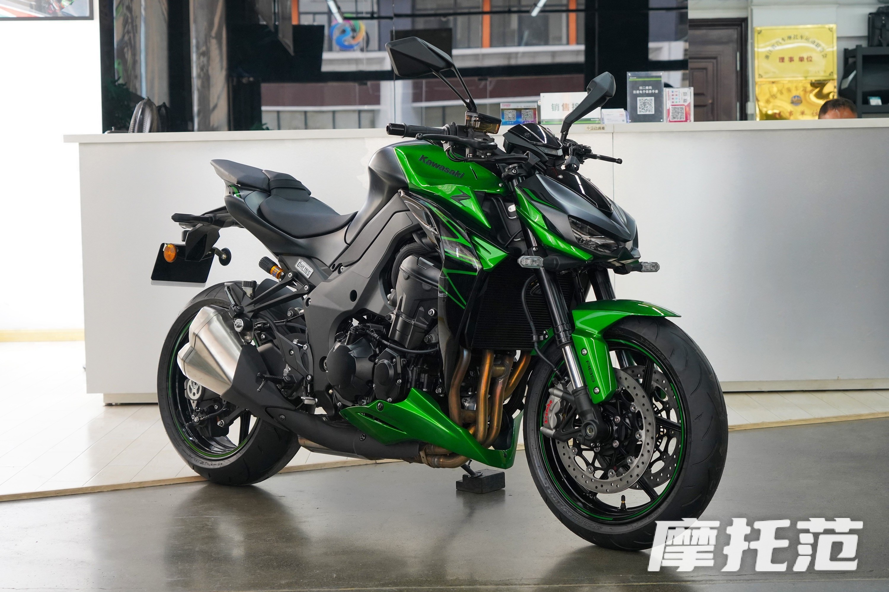 Z1000R KAWASAKIs Japan ABS Sport bike 1000CC 2023 racing bike Japan made motorcycle supersport original and brand new