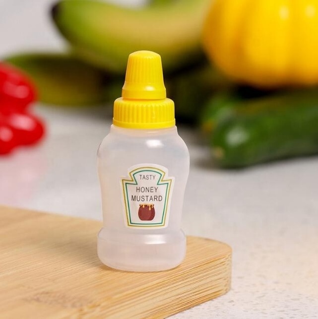 squeezable sauce dressing containers ketchup bottle portable reusable soft squeeze mini silicone salad dressing bottles