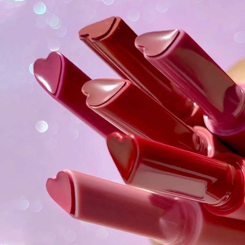 Private Label Pink Heart Lipstick Press Non-Sticky Gloss Lip Balm No Logo High Hydrating Shiny Gloss Tint Lip Balm Stick