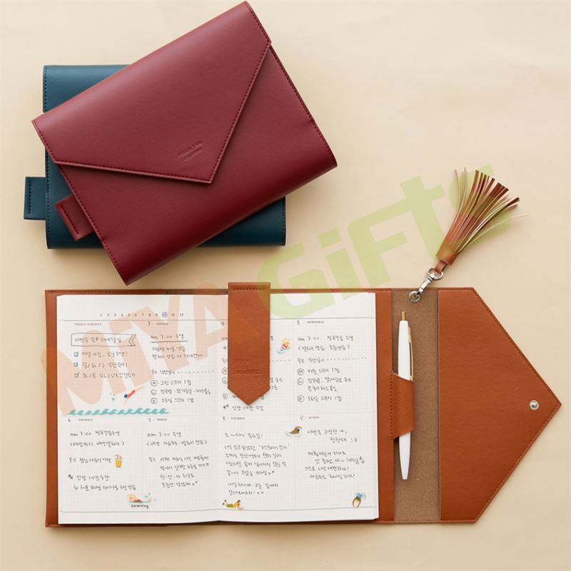 Custom A5 B5 A6 B6 leather binding journal spiral coil notebook planner cover with pocket simple female woman portfolio agenda