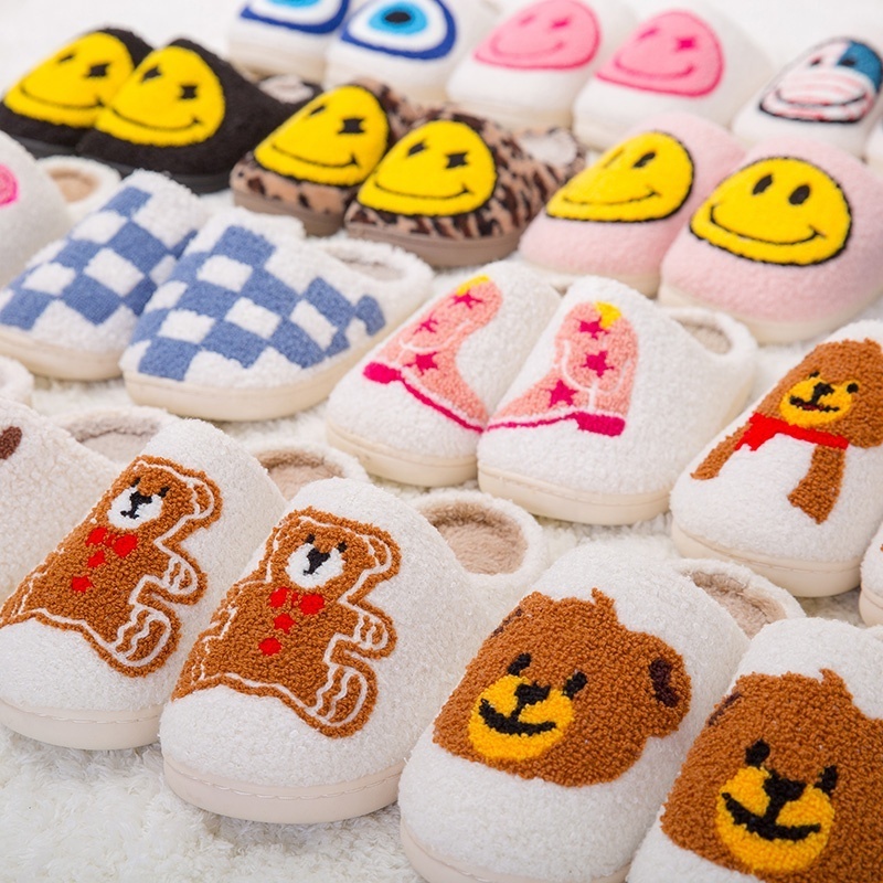 Slippers woman ladies wholesalers custom home slippers smiley face plush winter fuzzy house furry slippers for women