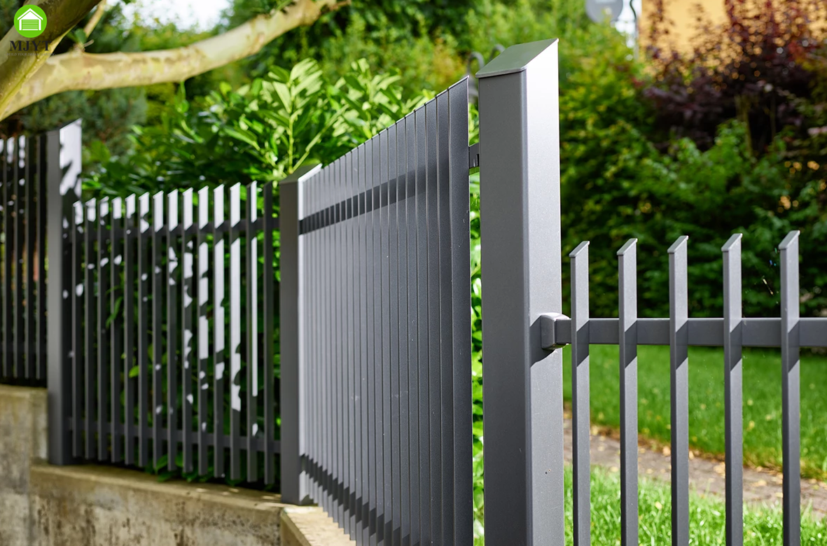 High End Art Villa Aluminium Fence Metal Panel Fence Semi -Privacy Security Blade Pool Fencing For Australia