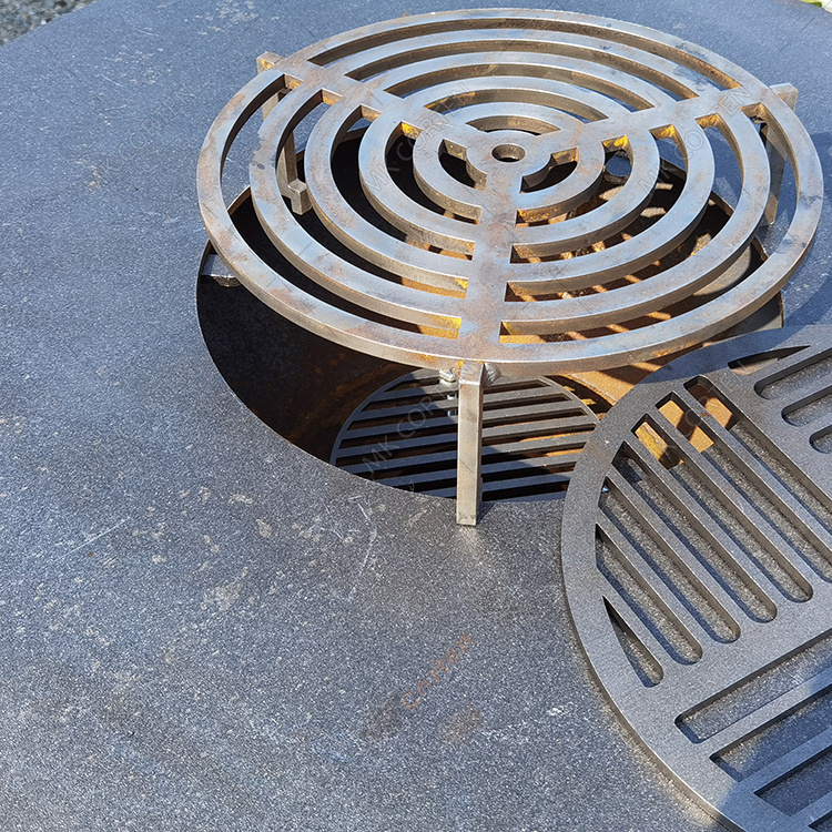 Customized BBQ Fire Pit Cooking Grill With Center Grate