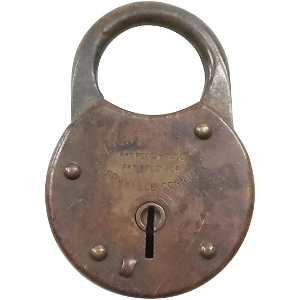 Heart Shape Captivating Look Antique Iron Padlock & Keys Vintage Style Lock With Key Working Condition Locks for security decor