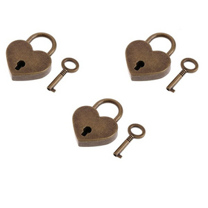 Heart Shape Captivating Look Antique Iron Padlock & Keys Vintage Style Lock With Key Working Condition Locks for security decor