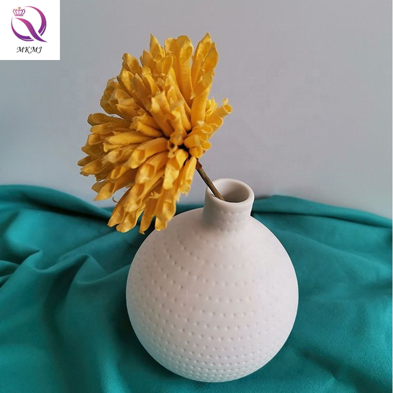 Modern simple Nordic home soft-fitting living room decorations ornaments crafts desktop ceramic small bud vase Tear Drop vase