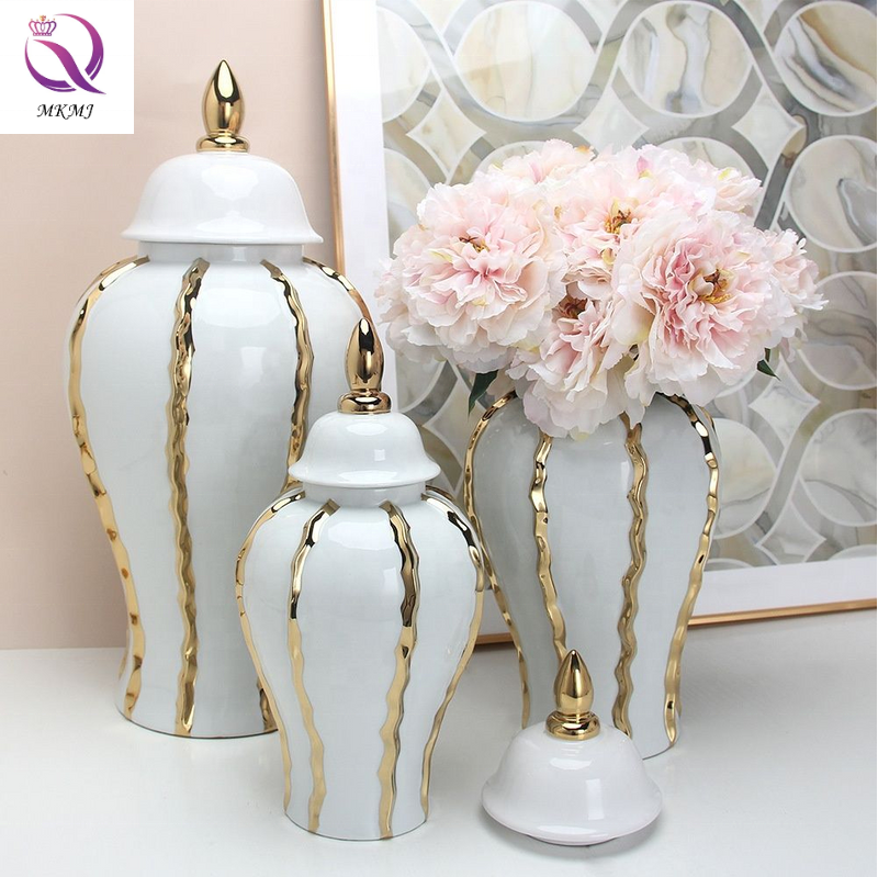 Tall European Ceramics Jar Striped Electroplating Light Luxury Ceramic Flower Vase Ginger Jar for Hotel Home Decoration