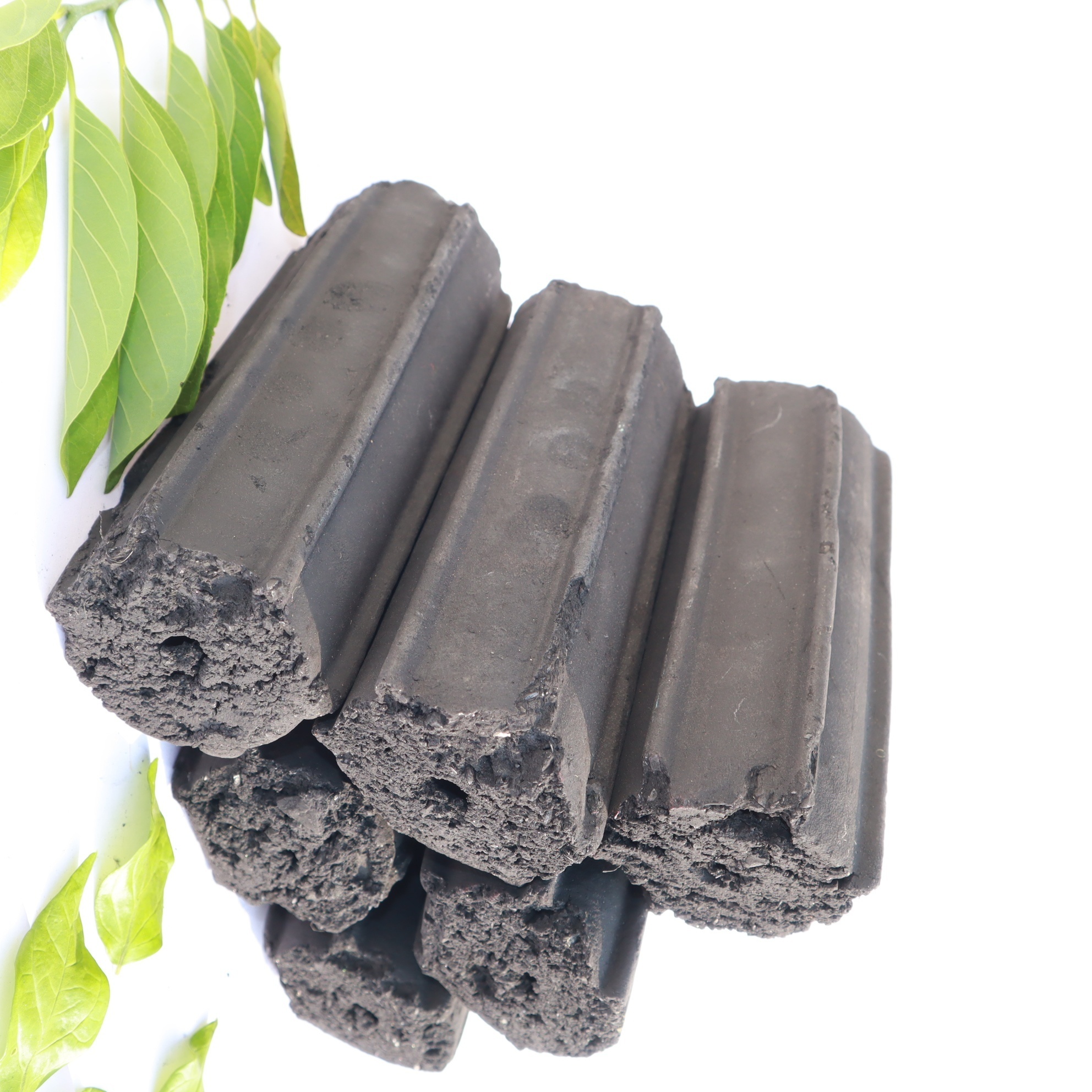 Premium Industry Country Requirement Based Coconut Charcoal Briquettes 100% Natural Products And Longer Use For Barbecues