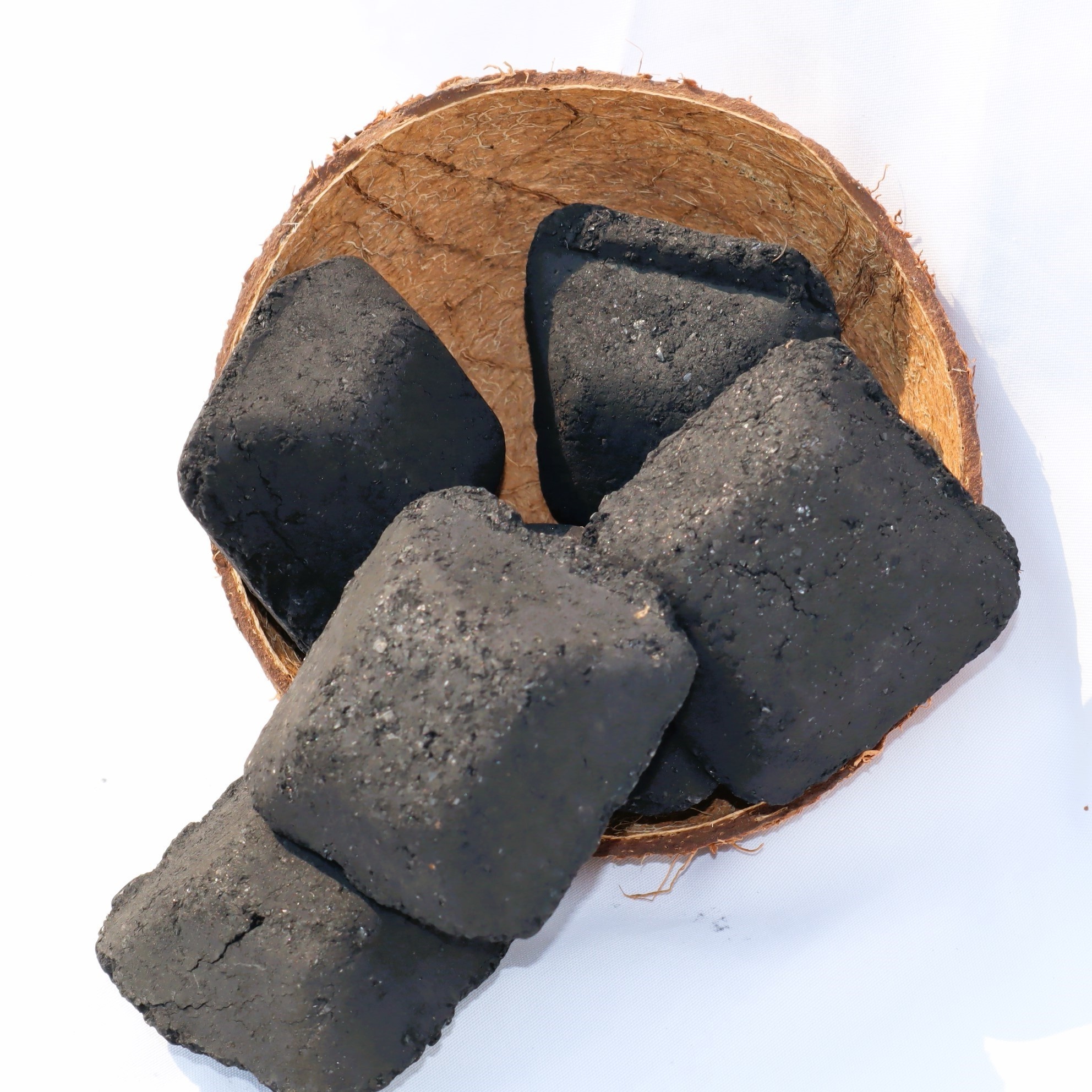 Only Potential Fine Quality Raw materials For Making Charcoal Briquettes For Indoor And Outdoor BBQ's