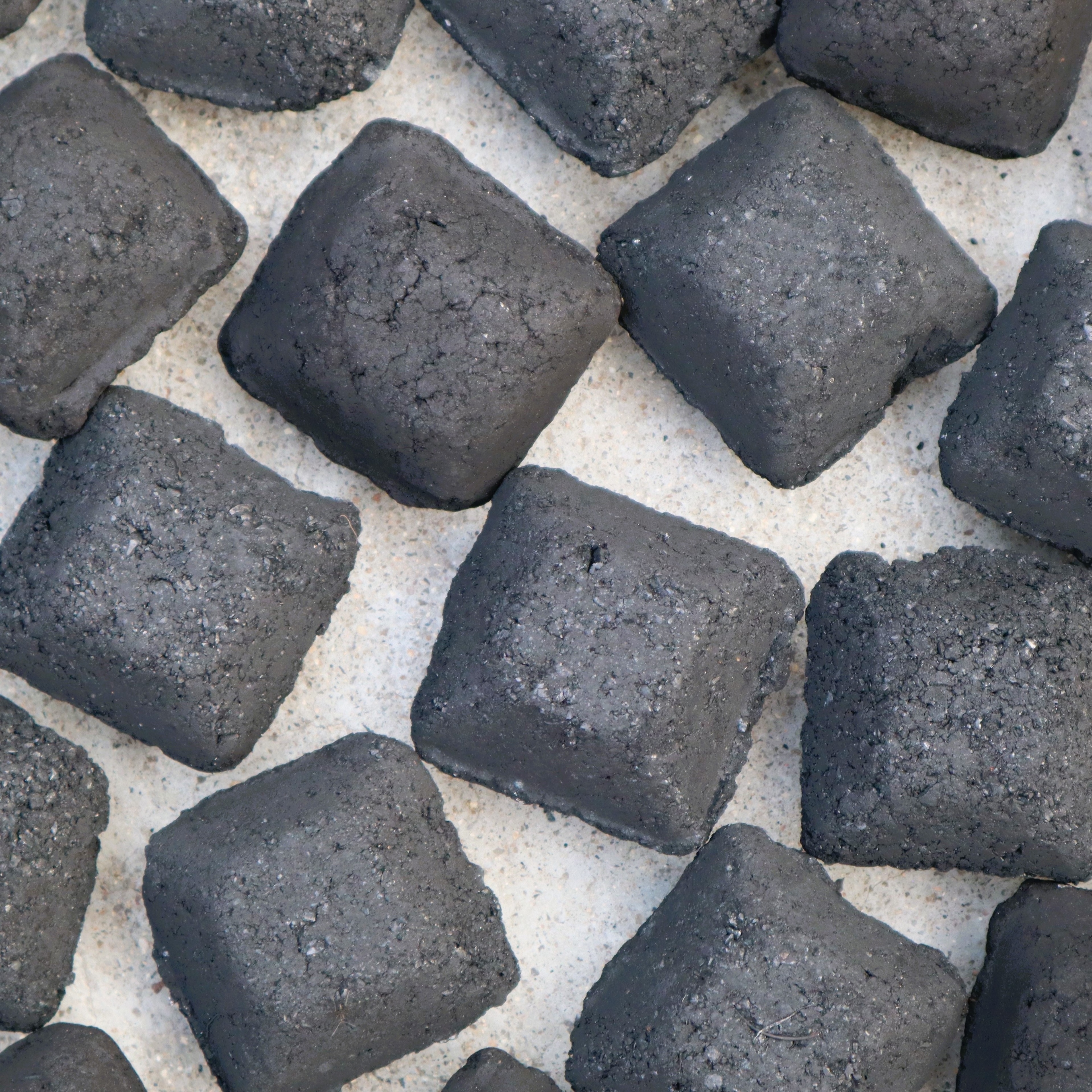 Only Potential Fine Quality Raw materials For Making Charcoal Briquettes For Indoor And Outdoor BBQ's