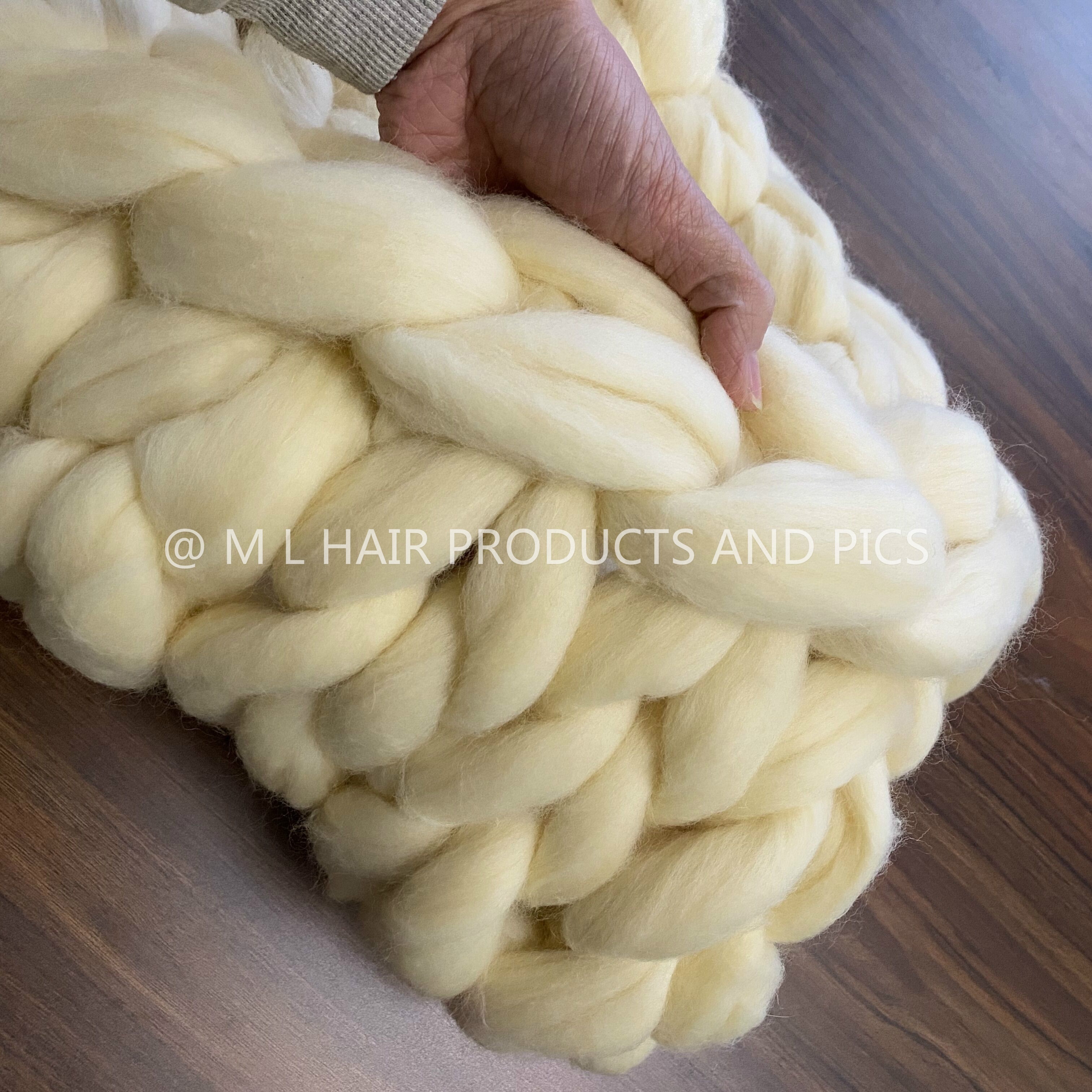 100% merino Wool Chunky Soft Roving Yarn blanket hand knitting Giant blanket