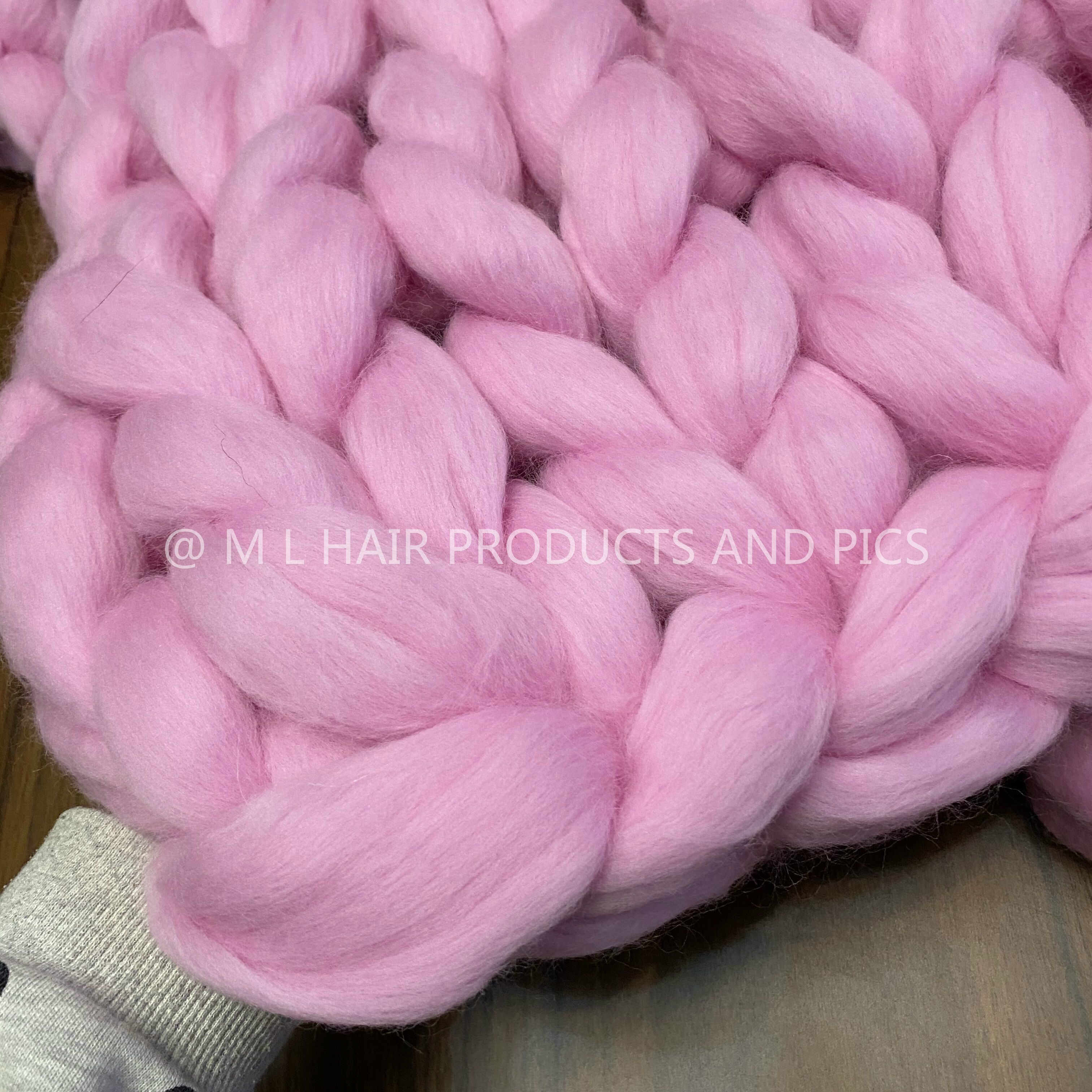 100% merino Wool Chunky Soft Roving Yarn blanket Bulky Arm knitting Giant blanket