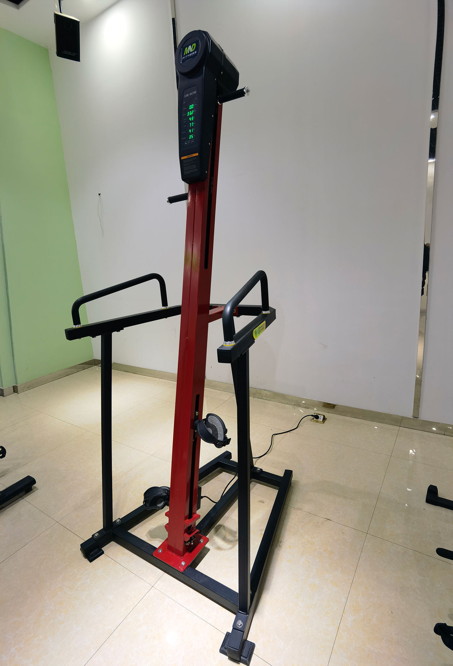 Competitive Price Commercial Motorized Vertical Stair Climbing Machine Stair Climber