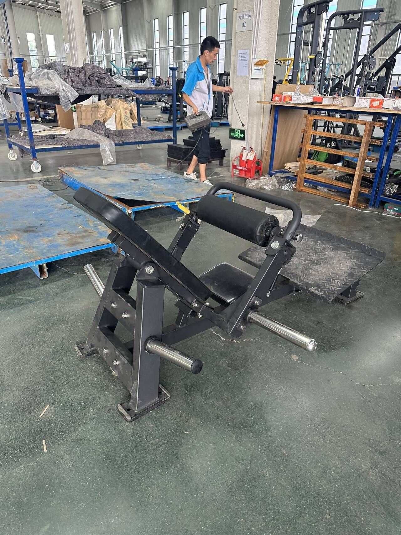 MND Fitness Equipment Gym Hip Lift Hip Thrust Plate Loaded Gym Fitness Equipment Glute Drive Machine