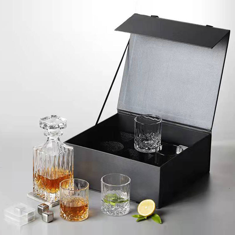 Lead-Free Crystal Whiskey Glass Set Whiskey Cup and Bottle Set Of 3 Glassware Set With Custom Package