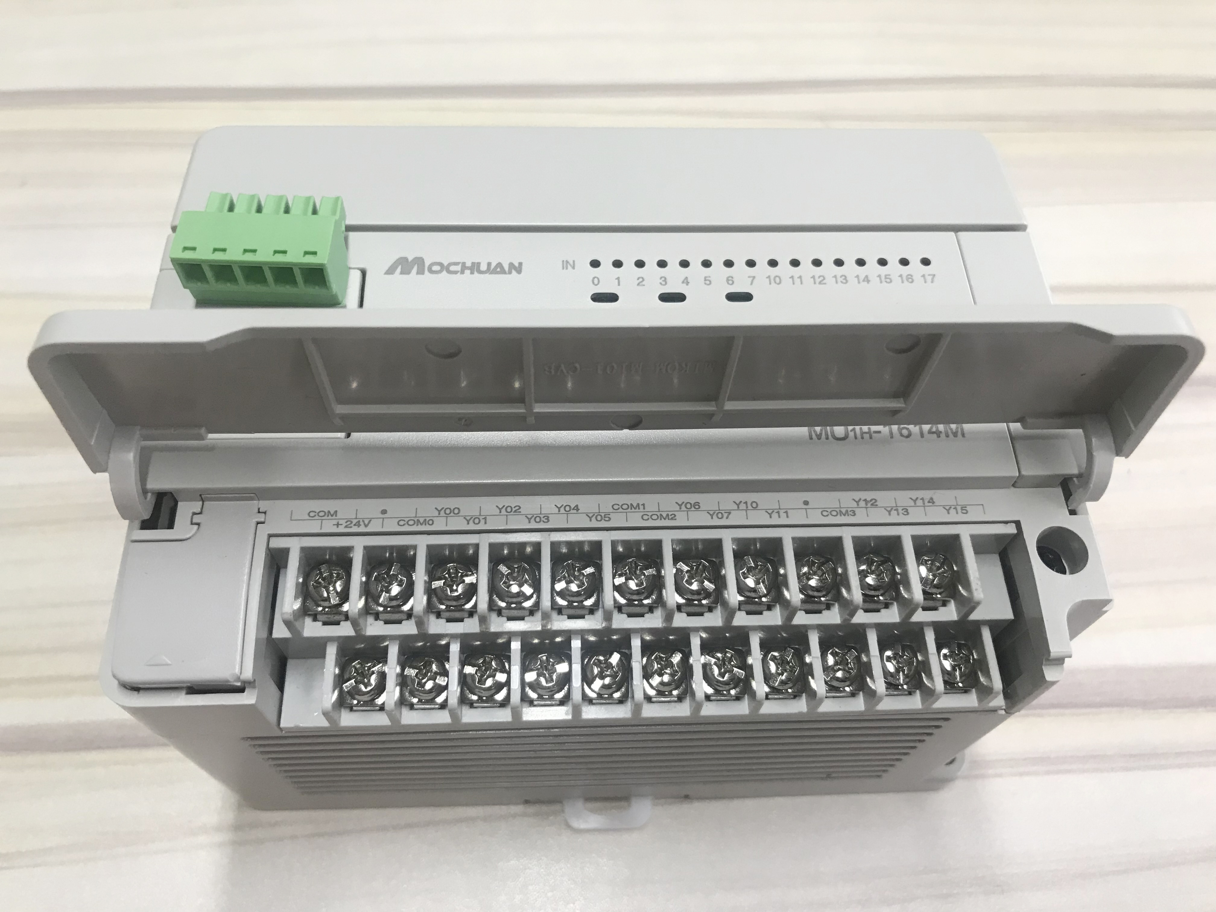 chinese low cost automation plc price controller programmable logic controller