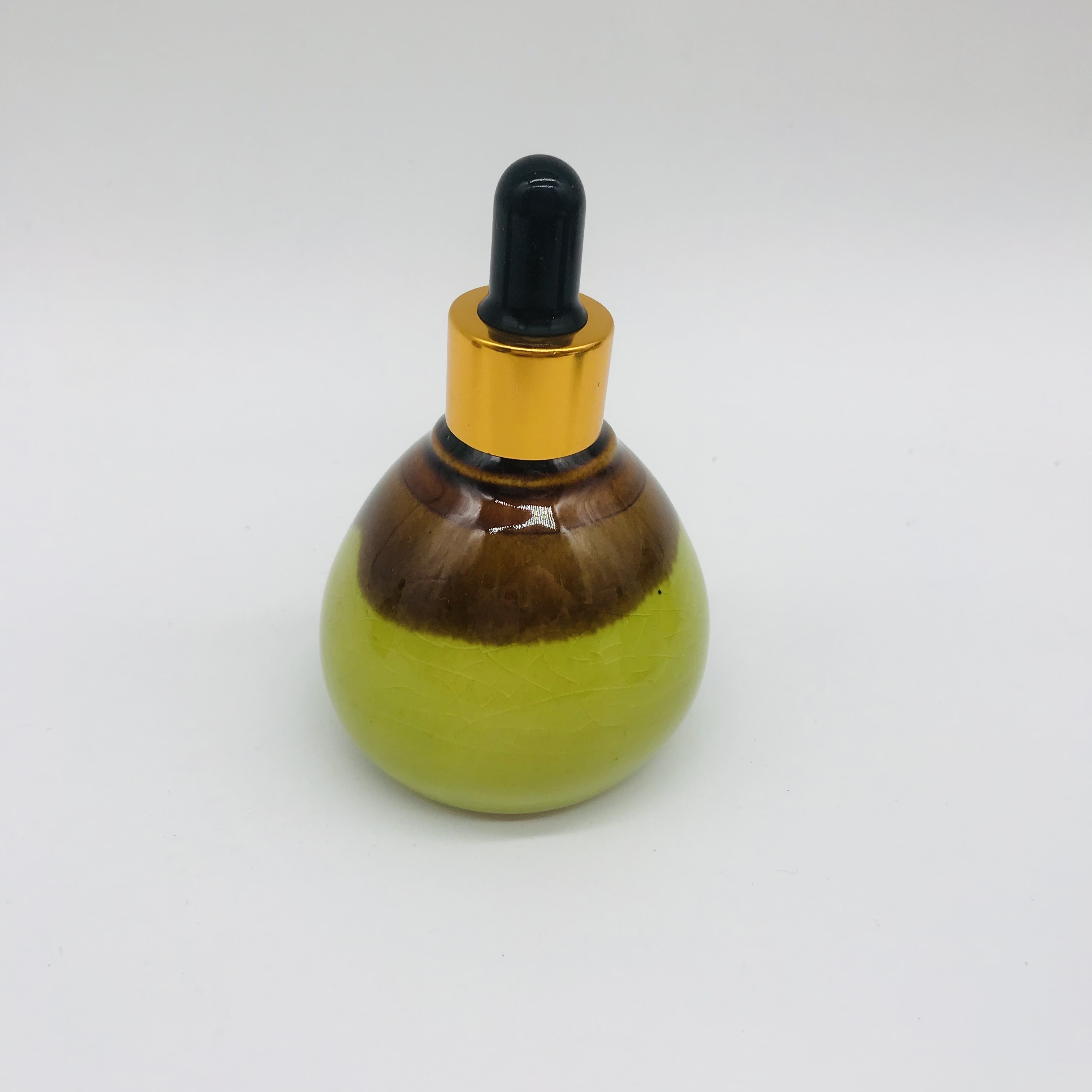 95ml Fancy ceramic oil bottle ceramic liquor perfume bottle oil dropper bottle