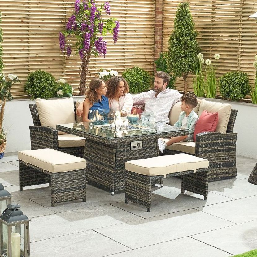 Luxury Outdoor Sectional Set Rattan Garden Furniture with Fire Pit Dining Table