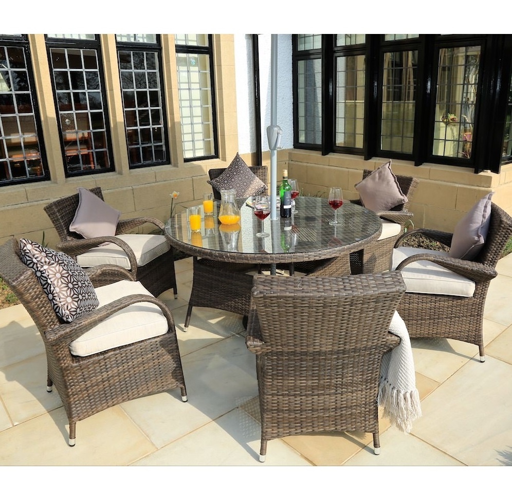 Modern Leisure All Weather Outdoor Dining Table Patio Wicker Furniture Garden Rattan Chair Set With Umbrella