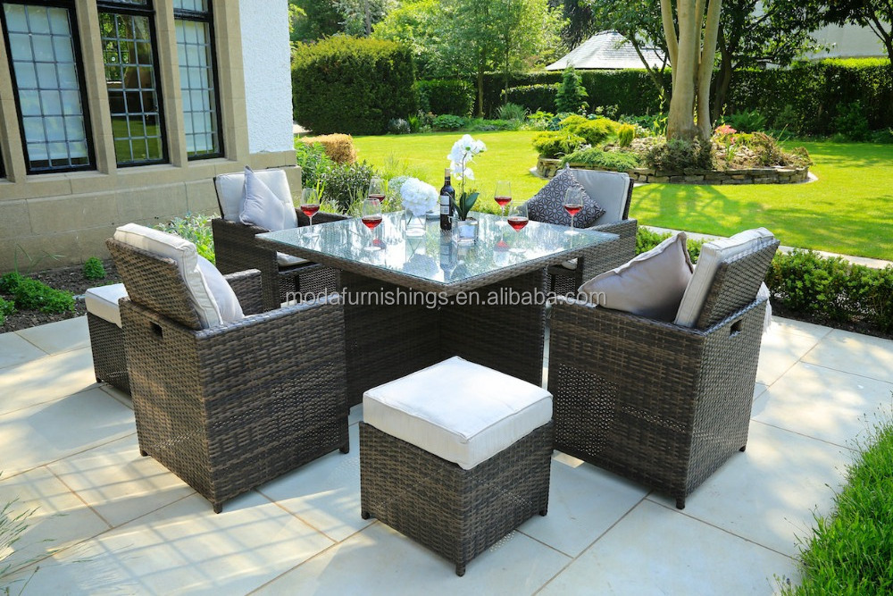 Synthetic Wicker Patio Outdoor Garden Furniture Rattan Table and Chairs